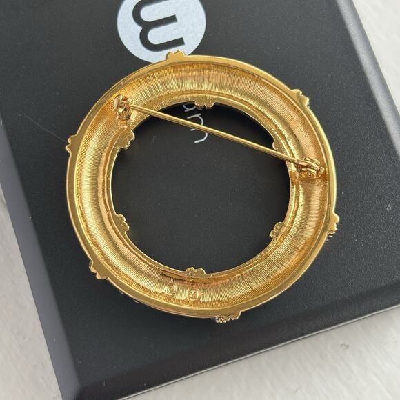 Vintage Swarovski Crystal Nautical Pin Brooch Gold & Silver Tone Life Preserver - Picture 2 of 5